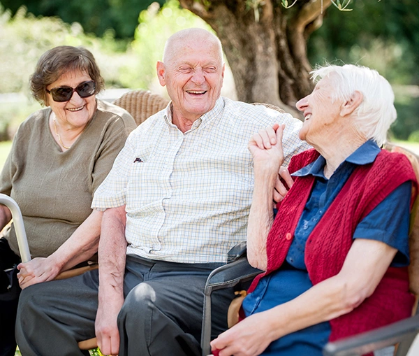 Begegnung, Freizeit und Bildung für Seniorinnen und Senioren